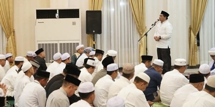 Memohon Keberkahan, Pemkab Barito Utara Gelar Salat Hajat di Rumah Jabatan Bupati