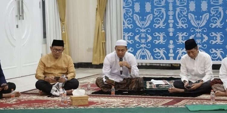 Pj Bupati Barito Utara Gelar Yasin dan Tahlil Peringati 7 Hari Wafat Ayahanda Tercinta