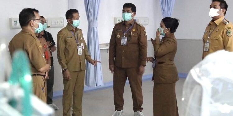 Komitmen Layanan Kesehatan, Bupati H. Shalahuddin Tinjau RSUD Muara Teweh di Hari Perdana Bertugas