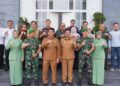 Pemkab Barut Sambut Letkol Inf Nurwahid Dengan Upacara Adat