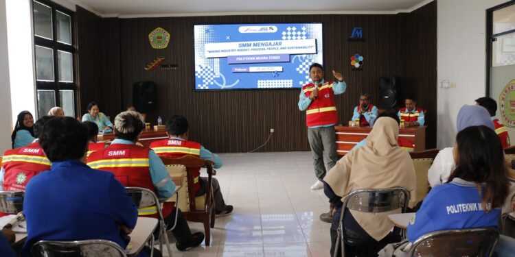 PT SMM Gelar SMM Mengajar di Politeknik Muara Teweh untuk Siapkan Talenta Lokal