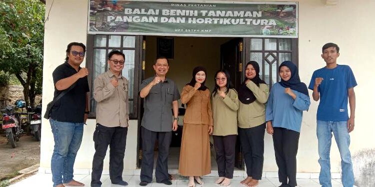 H Taufik Nugraha Tinjau UPT Balai Pembibitan Ternak dan UPT BBT Pangan Hortikultura Saat Reses