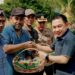 Wakil Ketua I DPRD Barito Utara Apresiasi Panen Jagung di Desa Jamut