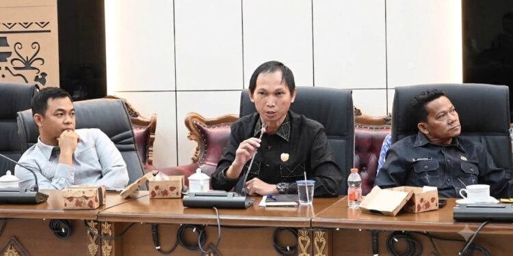 Patih Herman AB Ingatkan Perusahaan Wajib Proaktif Bantu Penanganan Kahutla.