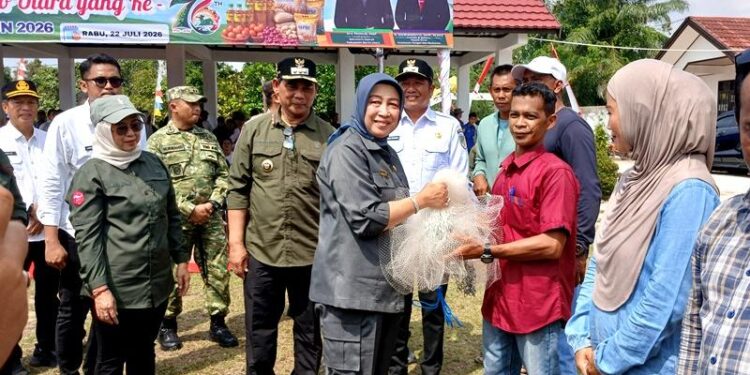 DPRD Barito Utara Apresiasi Restocking Benih Ikan dan Gerakan Pangan Murah di DAM Trinsing